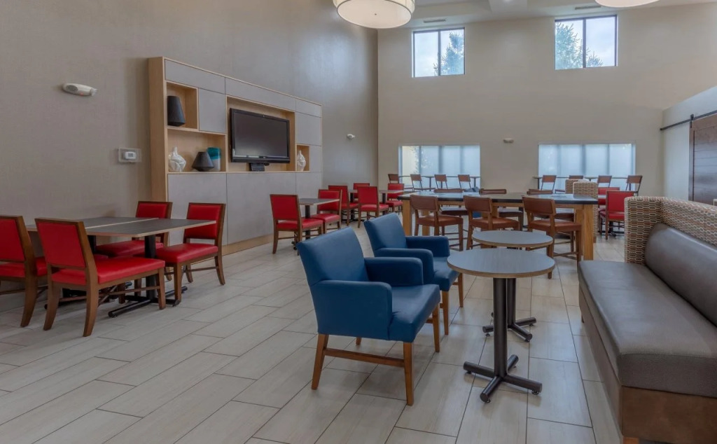 Holiday Inn Express Indianapolis - Southeast by IHG
