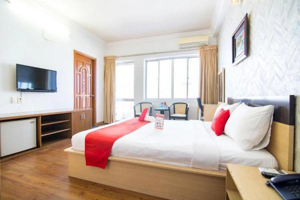 S79 Quynh Giang Airport Hotel
