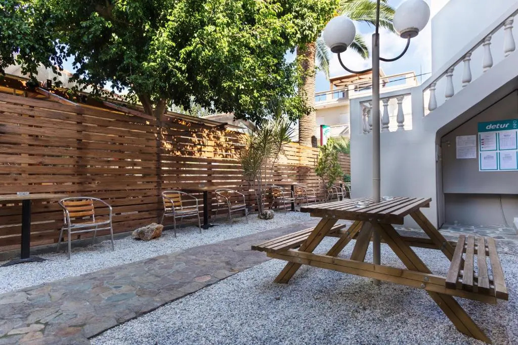 Sunrise Suites