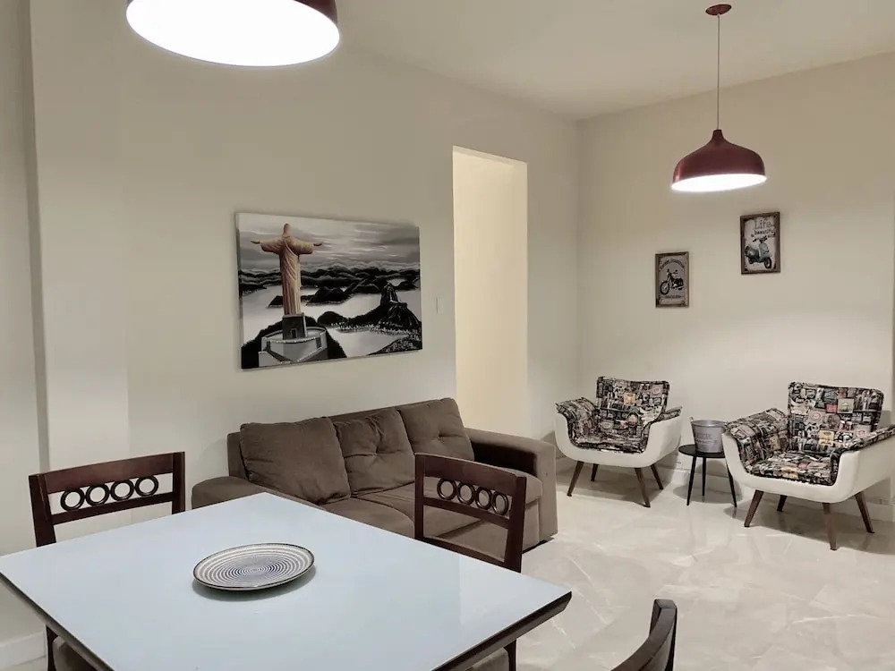 Flat in Copacabana 4 Minutes From the Beach Sf704