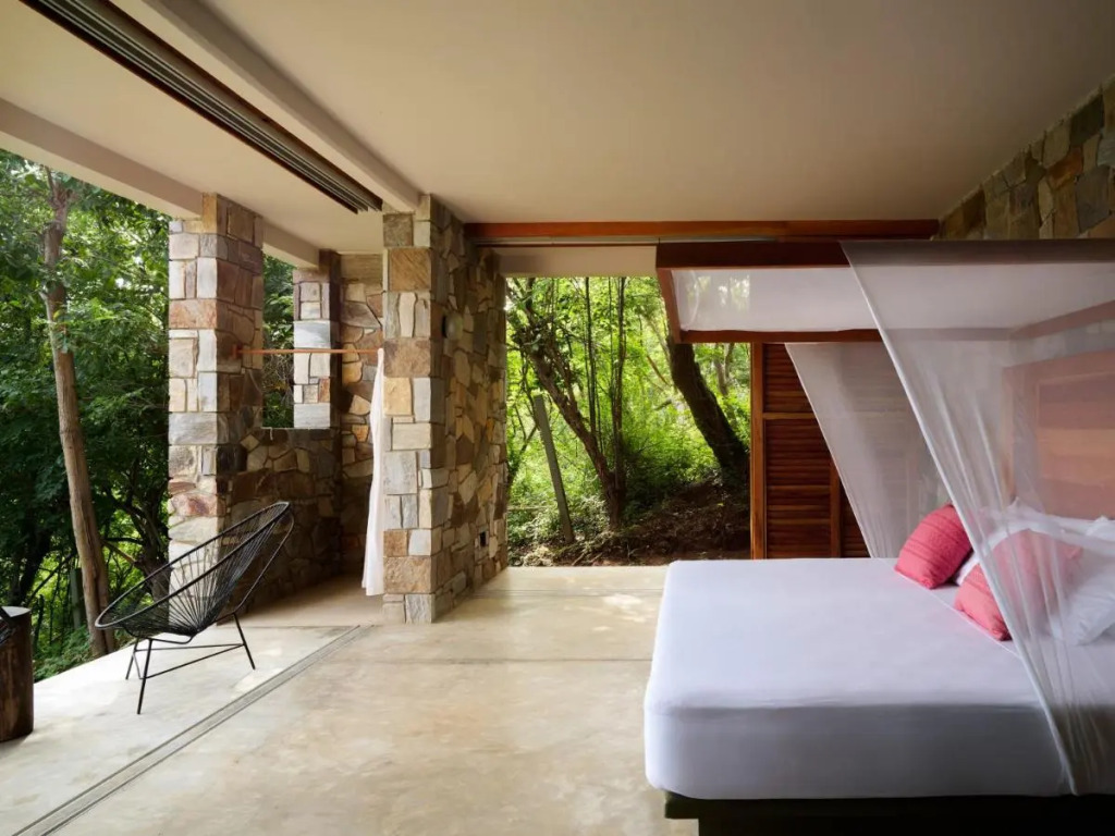 Cocolia Hotel