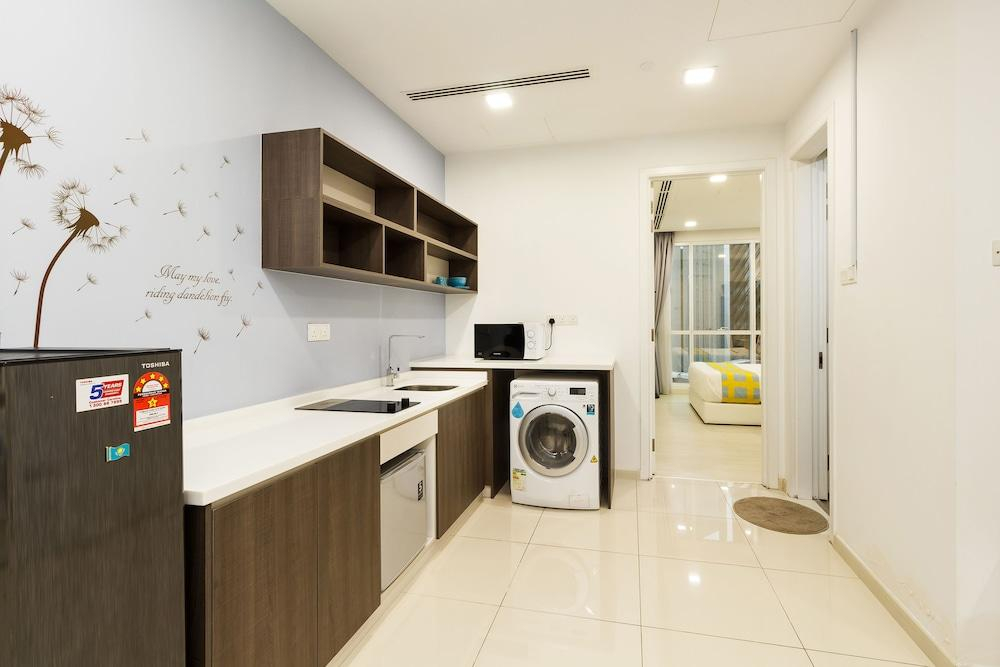 Binjai 8 Modern Suites by CityNest