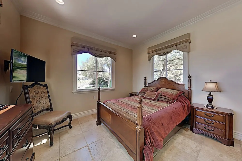 Ocean-View Villa W/ Home Gym, Heated Pool & SPA Home