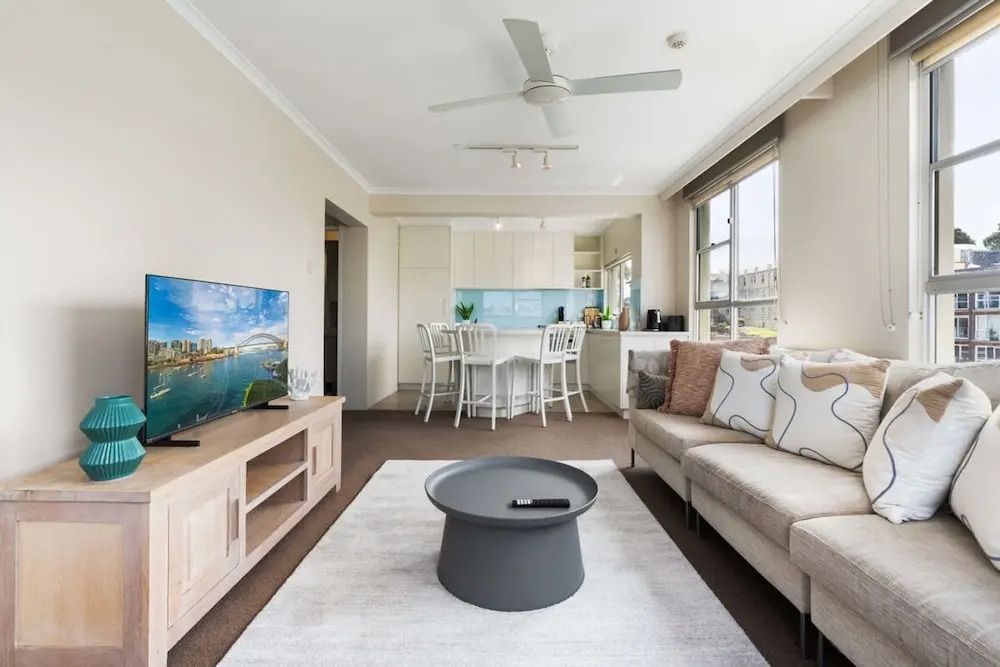 Harbourside 53 in Mcmahons Point