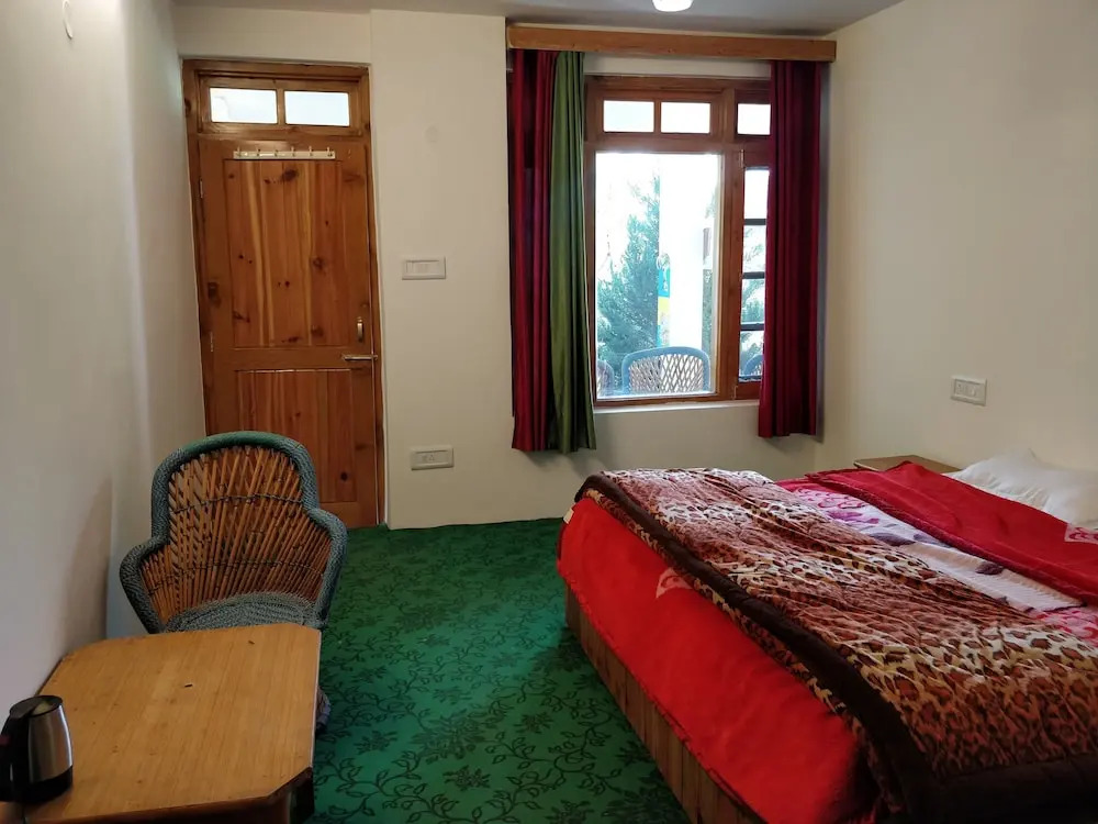 Madpackers Manali