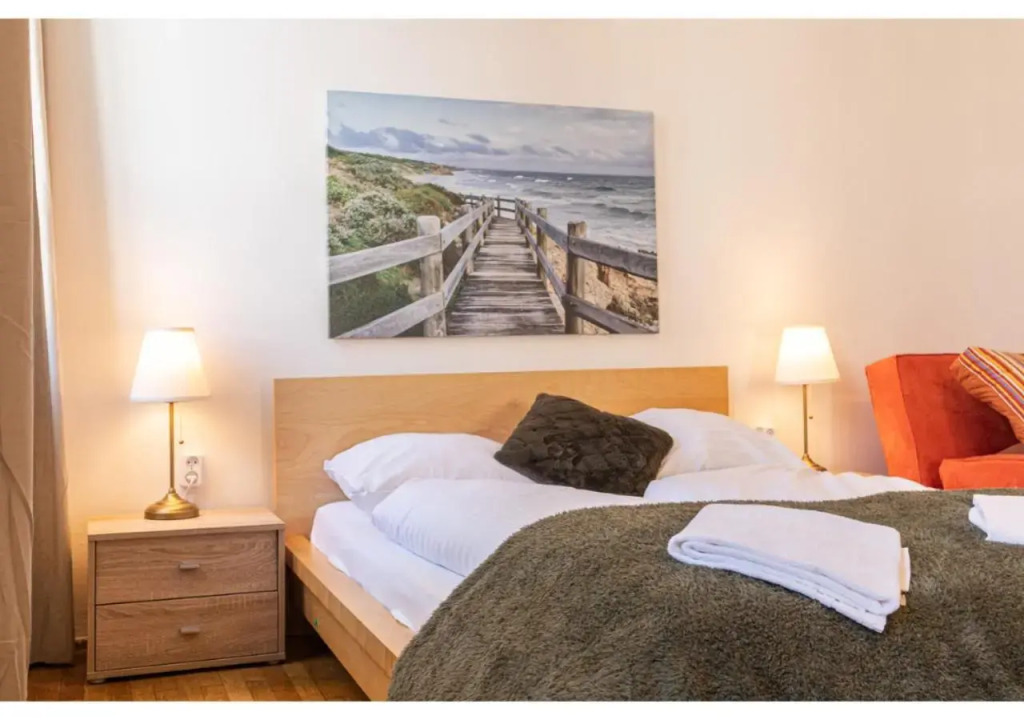 Simple Apartment near Wiener Stadthalle