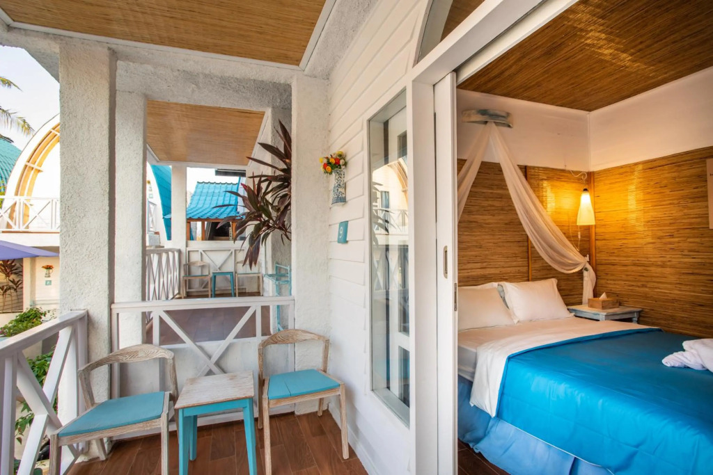 Santorini Beach Resort
