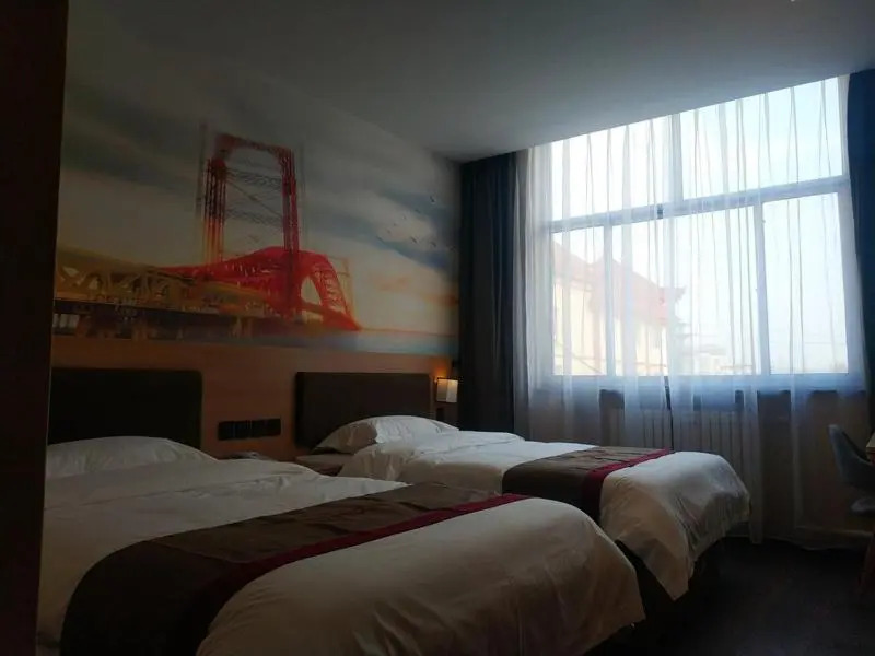 Thank Inn Plus Hotel Chengyang South Road  Hospital of Chinese Traditional Medicine