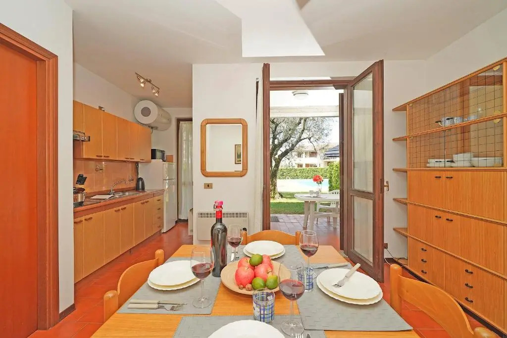 Lina s Apartment in Moniga del Garda