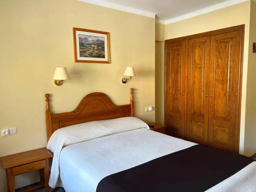 Hotel Joan Canejan