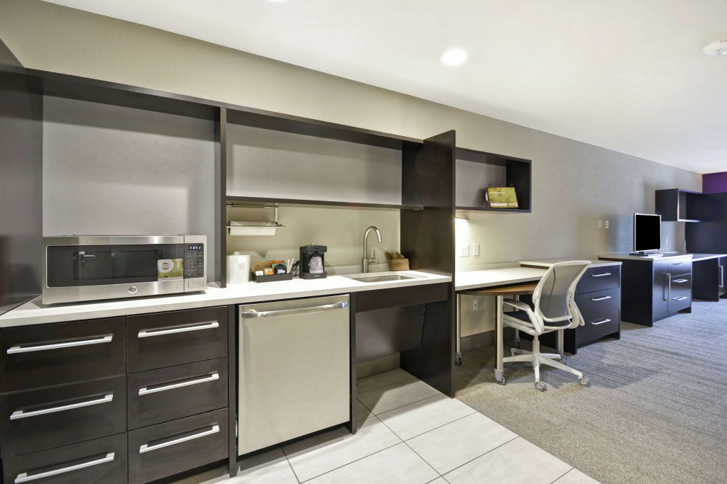 Home2 Suites by Hilton KCI Airport