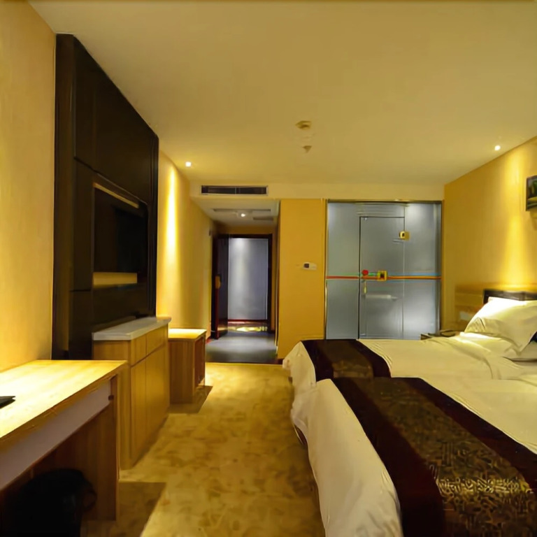 Super 8 Hotel