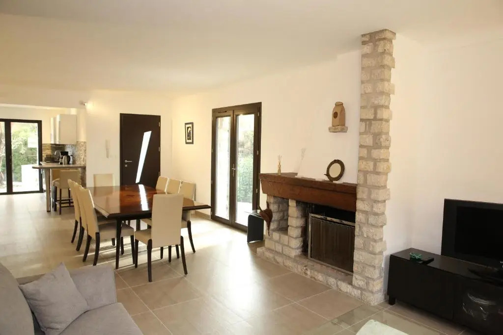 Superbe villa de charme avec piscine chauffée