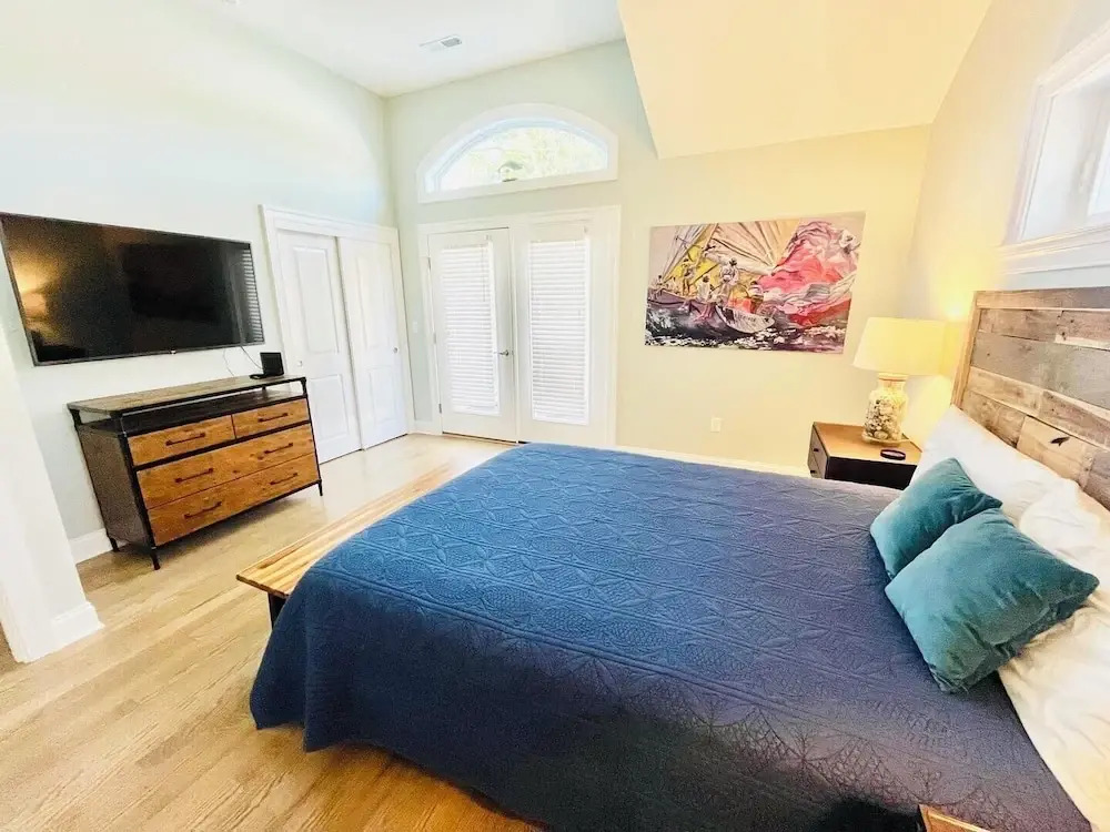 Laurel Street 114