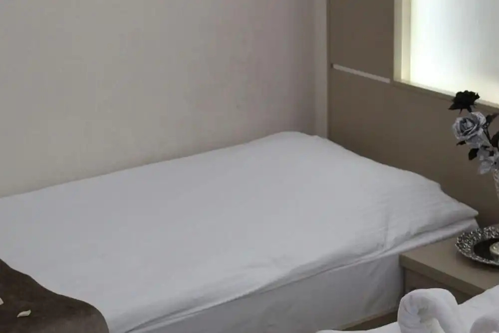 Derya Otel