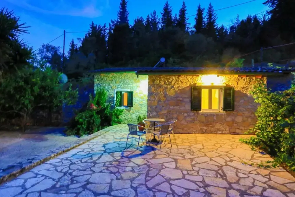 Villa Sevi in Loggos