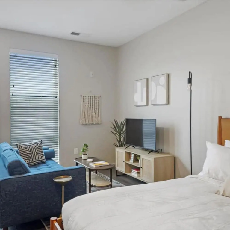 Cozysuites Modern 1BR Lawrenceville