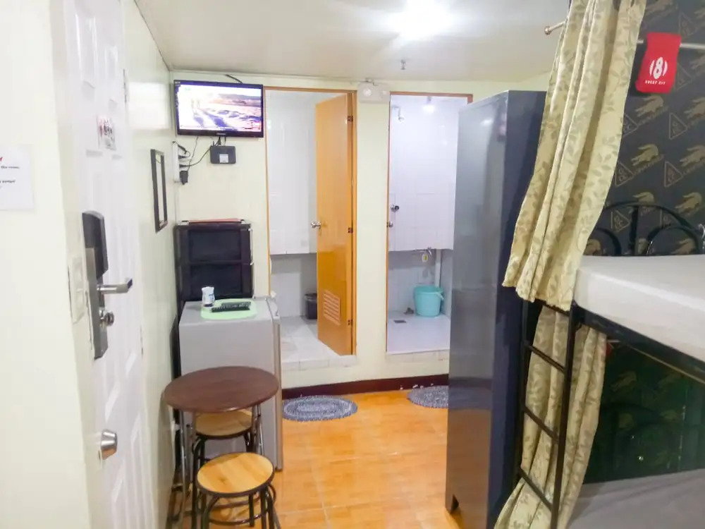 8 Hostel at Quiapo