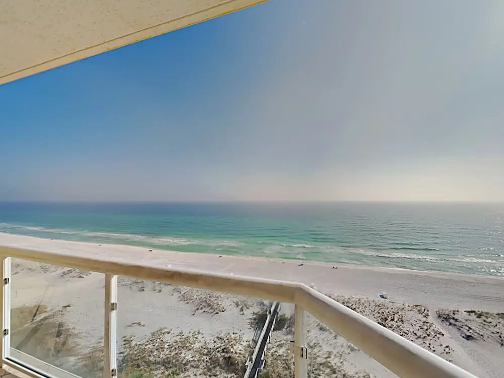 Emerald Isle Pensacola Beach by Southern Vacation Rentals