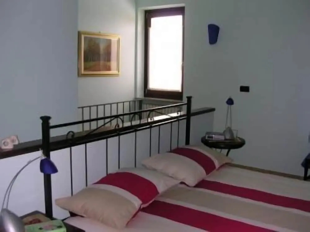 Tra... Monti E Vigne