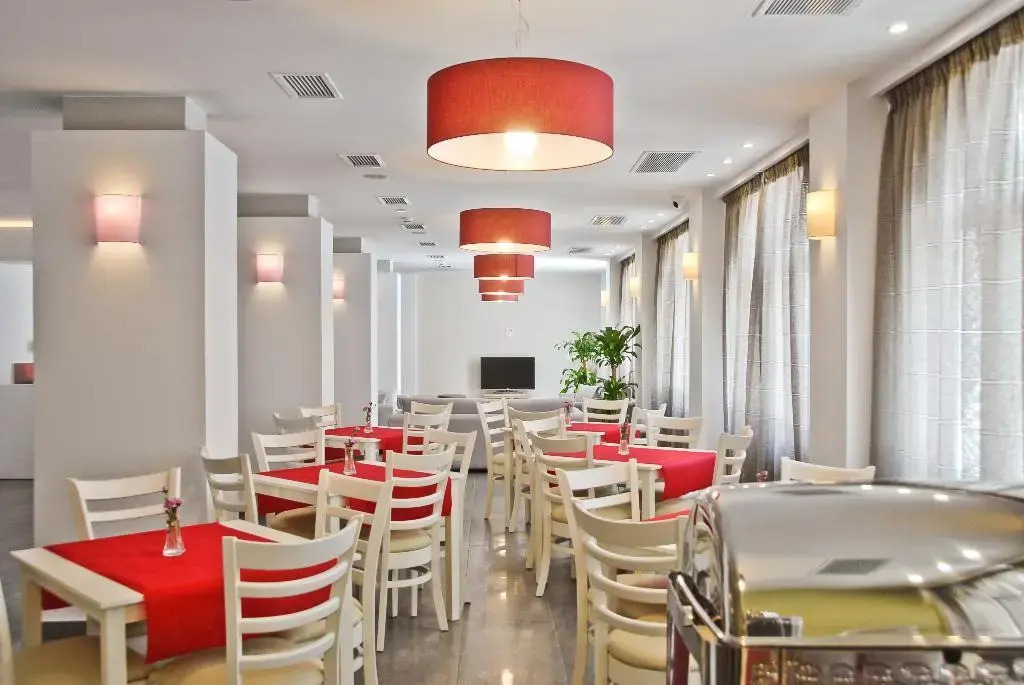Xenia Hotel