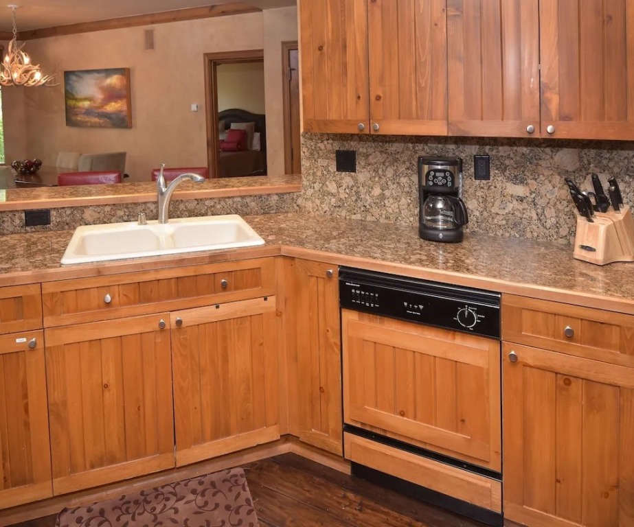 Ski In/out Lodge With Private Lifts, 2br 2ba Next To Golf 2 Bedroom Condo by RedAwning