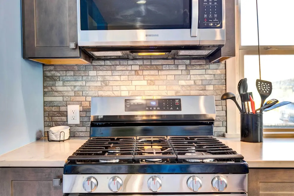 Pet-friendly Denver Home: Walk to Restaurants