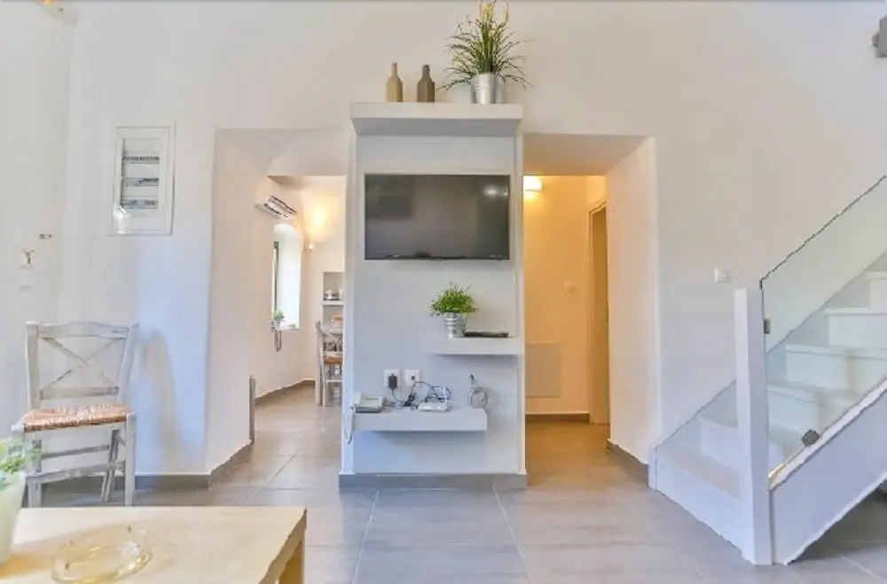 Annika Deluxe Apartments