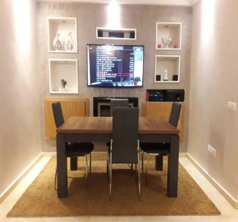 Holiday Suites