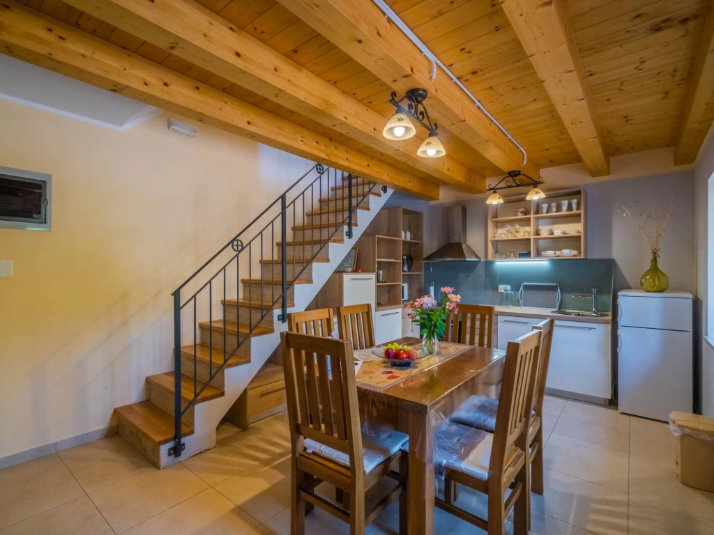 Peaceful Villa in Rakalj with Swimming Pool