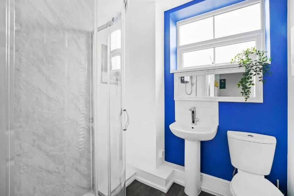 Sunshine Serviced Apartments by Happy Sunshine Stay