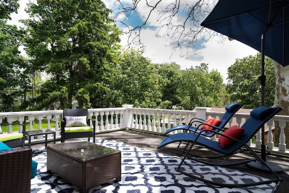 The Nordic Pineapple Bed and Breakfast