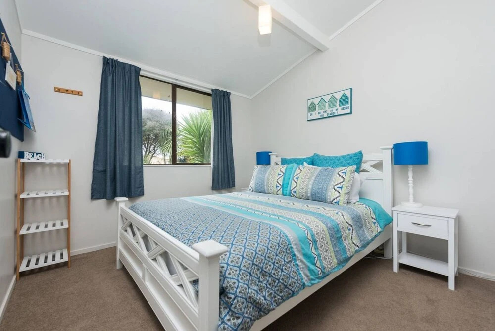 Awesome 4 Bed Beach House
