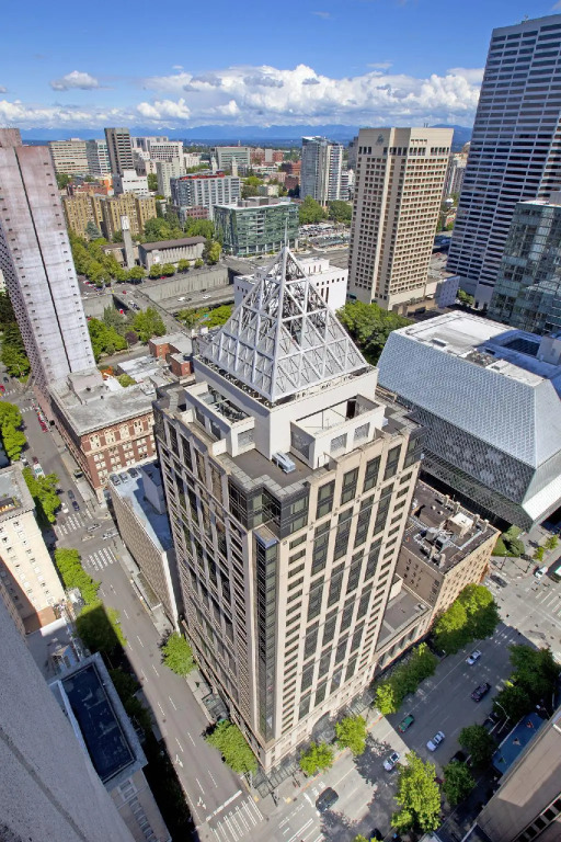 W Seattle