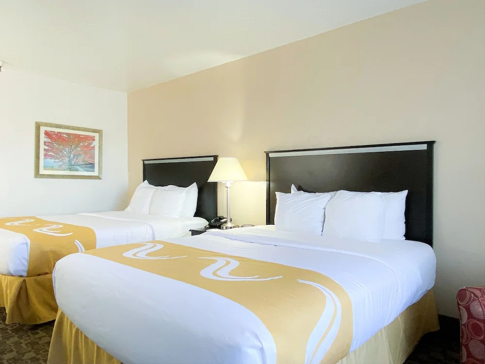 Weston Plaza Hotel