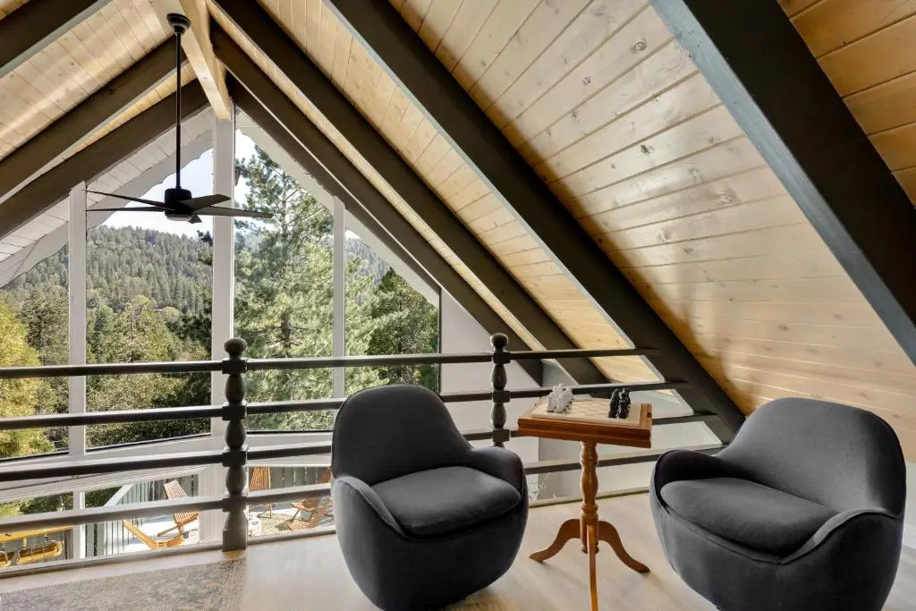 Hot Tub, Fire Pit, Deck Views, Near the Lake The Matterhorn Manor by Avantstay