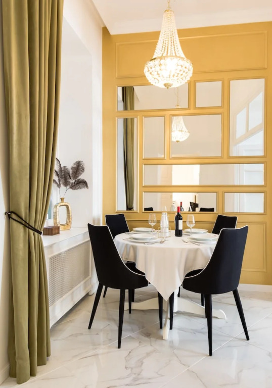 Chestnut & Eliza Suites - Superior Homes Downtown
