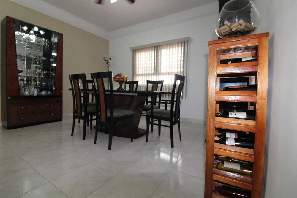 Tere Hostel House