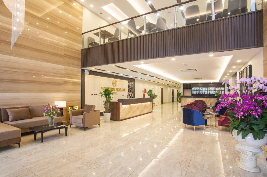 Western Skyline Hotel