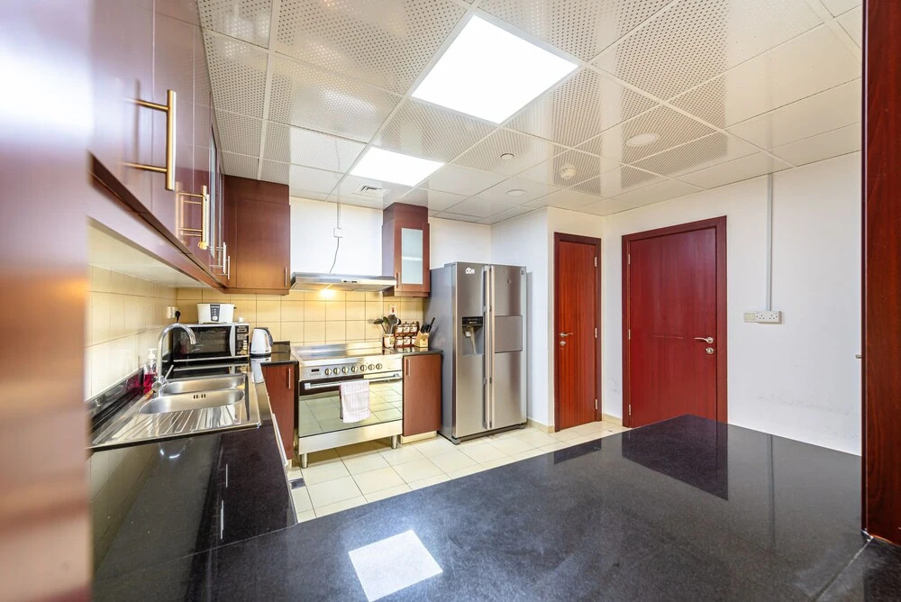 Marco Polo - Charming 3BR in JBR with Marina Views