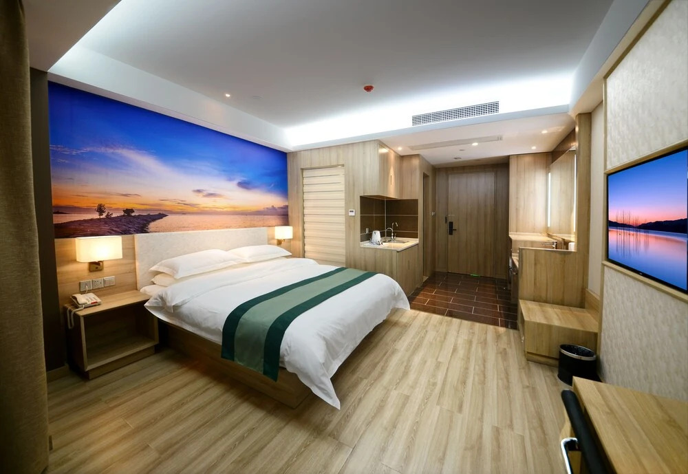 Nice Seven Days Boutique Hotel