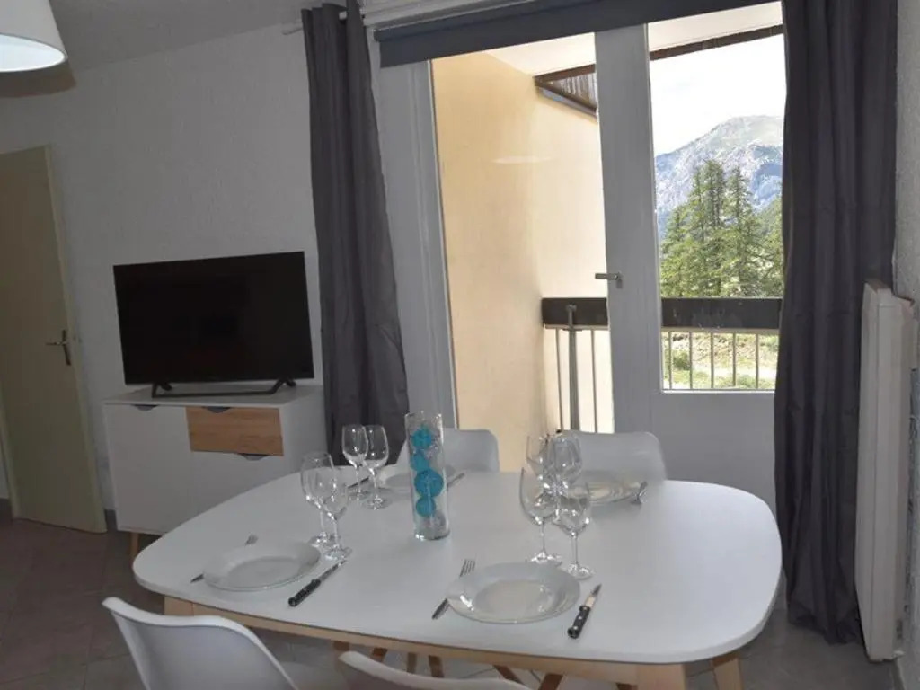 Appartement Montgenèvre, 2 pièces, 6 personnes - FR-1-266-145