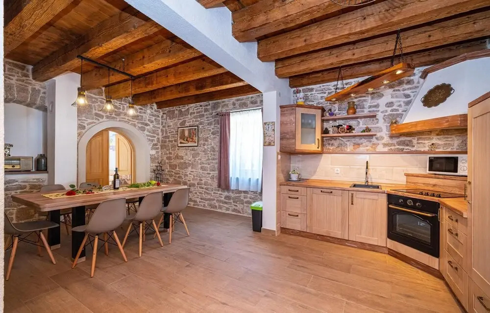 Awesome Home In Drage