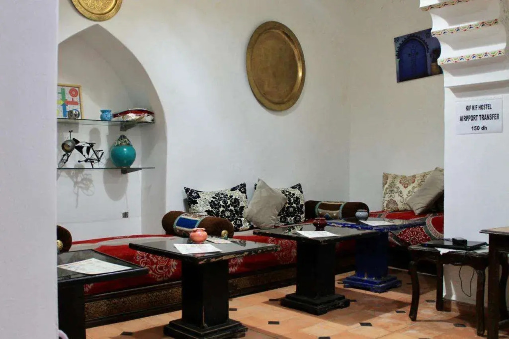 Hostel kif kif annex