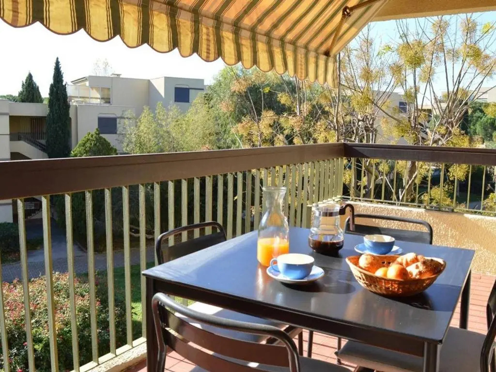 Appartement Le Lavandou, 1 pièce, 3 personnes - FR-1-251-31