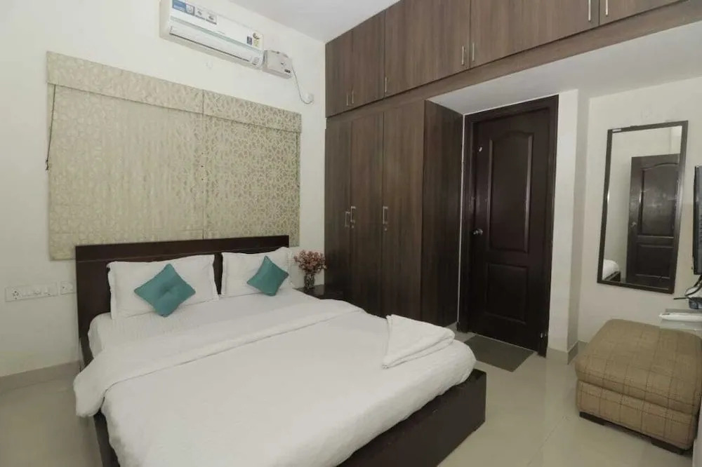 Galaxy Service Apartment