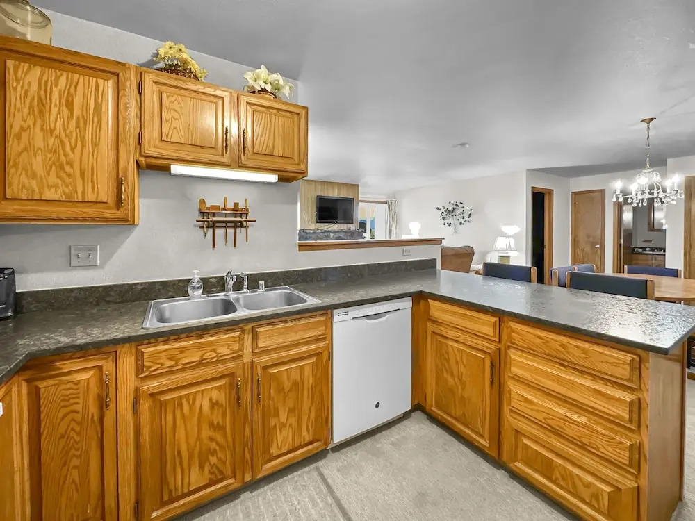 Bb103 Buffalo Ge 2br 2ba 2 Bedroom Condo by RedAwning