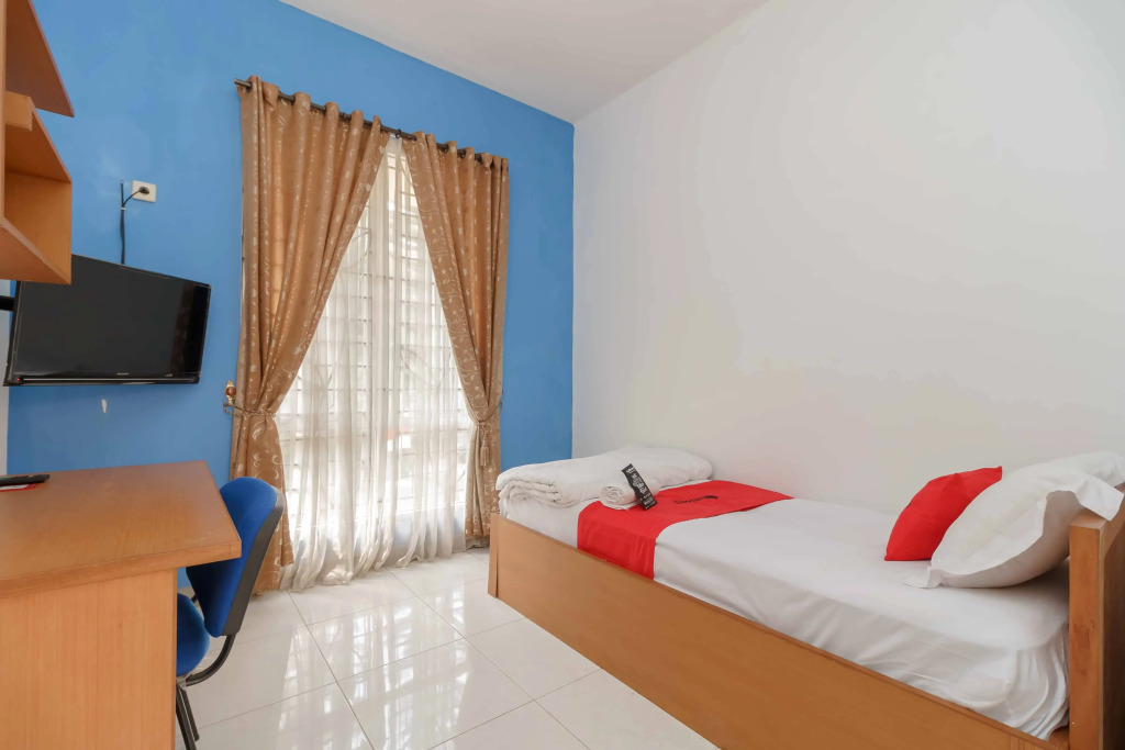 RedDoorz Syariah Plus @ Wisma Bougenville Karawaci