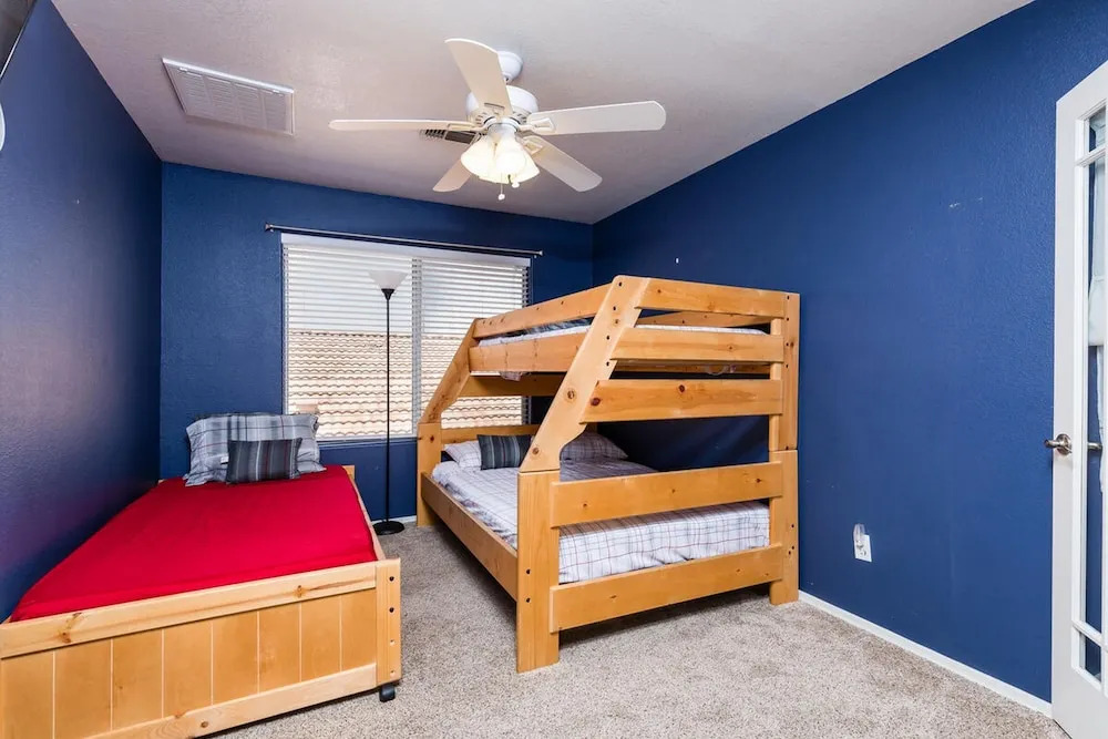 Chandler Oasis - 4 Bedroom by Casago