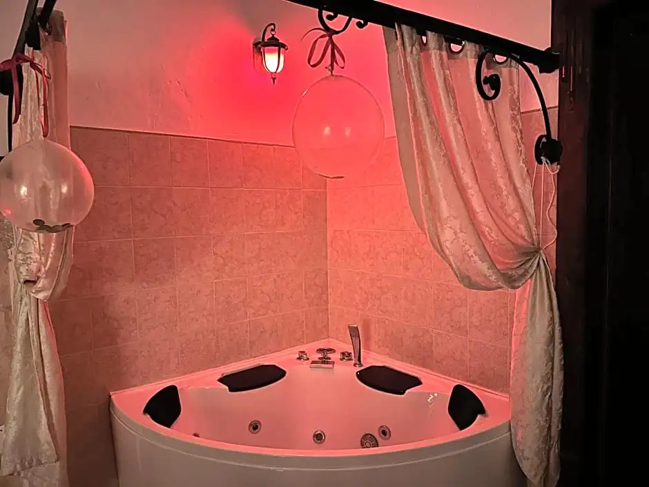 B&B ME Palace